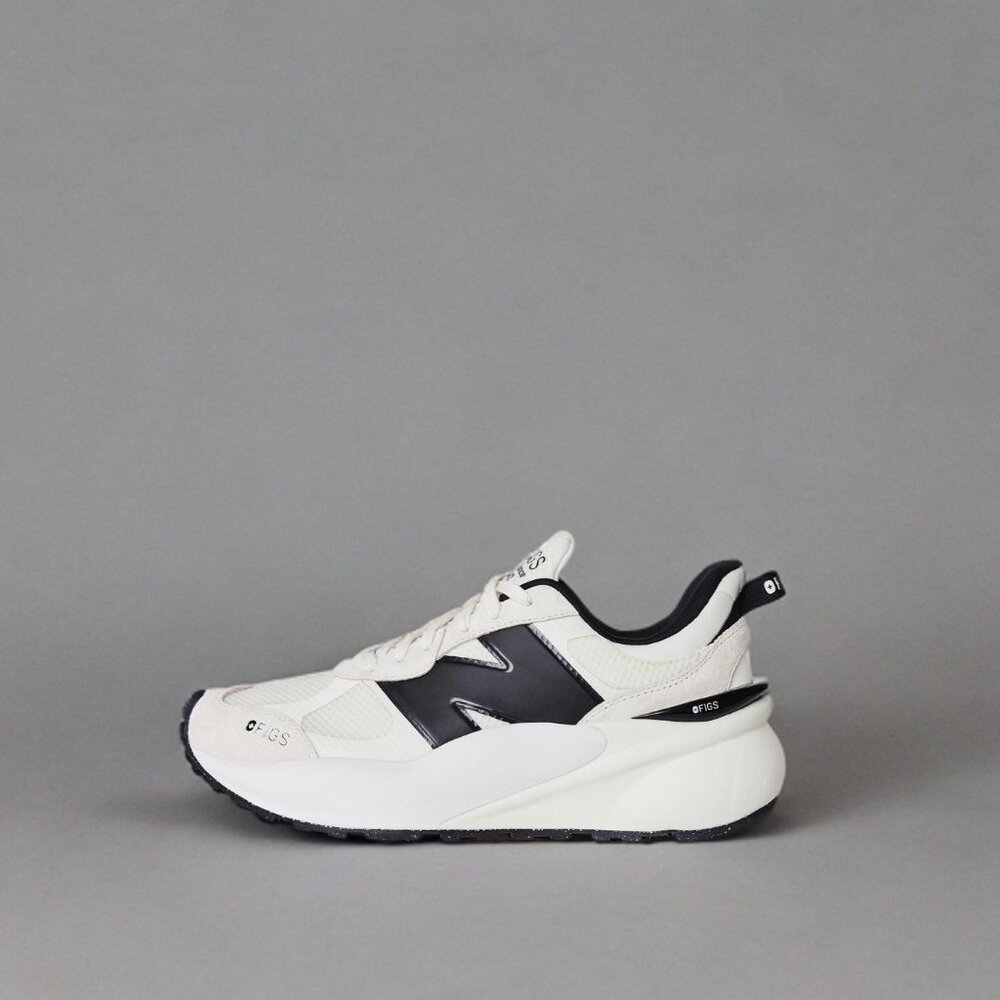 FIGS | New Balance 3447 - Picture 2 of 4